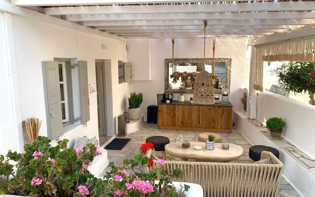 Island Mykonos Suites & Studios