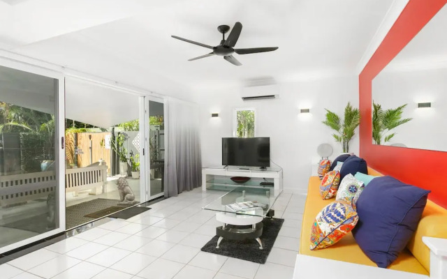 Private Pool Apt. in Alamanda Resort 61