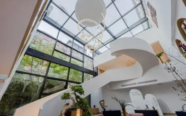 Floral Hotel·An instant hotel