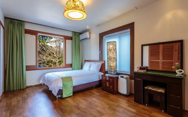 济州岛Happyhue民宿(Happyhue Pension Jeju)