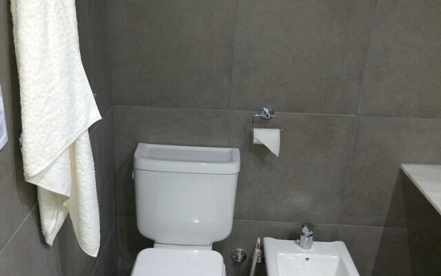 Independencia 1302 9C by HB