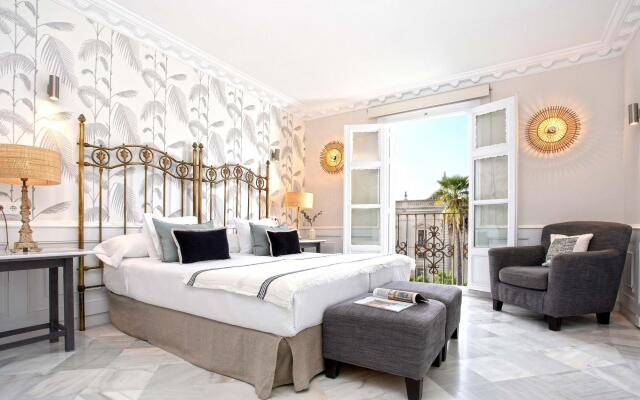 Spectacular apartment with 258m2 and 4BD near Alcazar. San Fernando