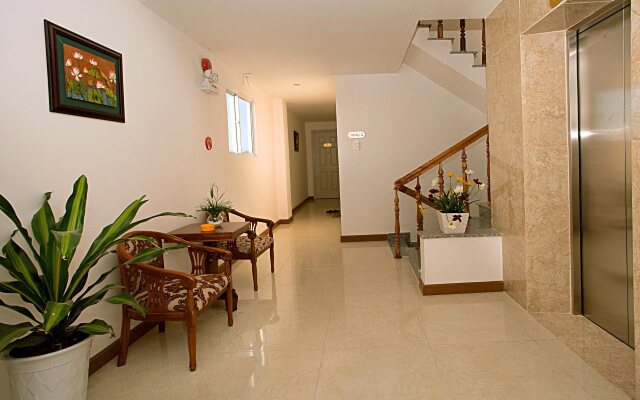 Rex Hotel and Apartment
