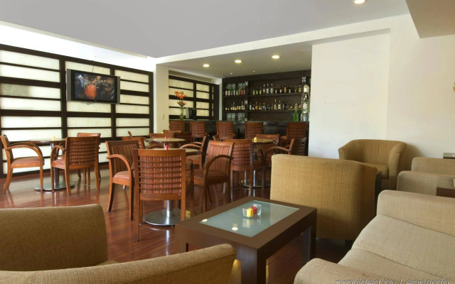 Fiesta Inn Express Perinorte