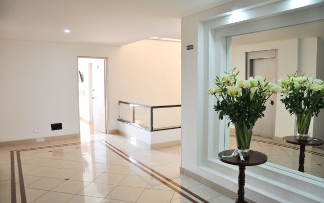 Suites Royal Alojamiento