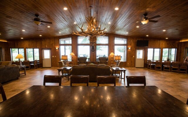 Lewis and Clark Resort