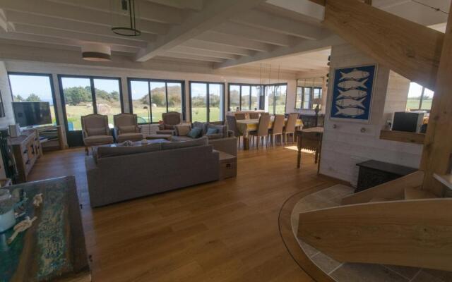 Maison Le Palais, 6 pièces, 10 personnes - FR-1-418-113