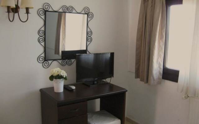 Assos Sardunya Butik Hotel