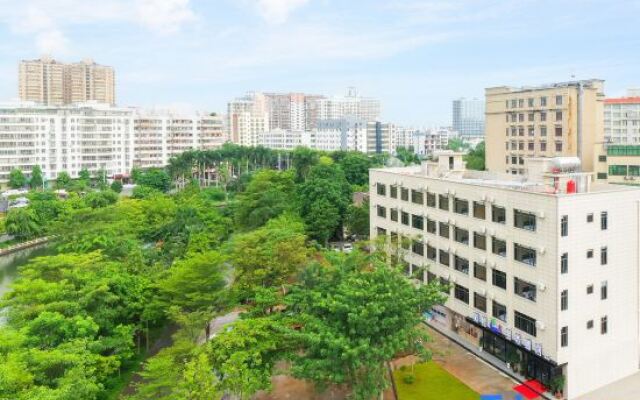 Rainbow Ecological Hotel (Flagship Store)