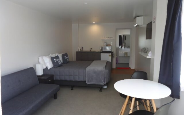 Racecourse Motel Paeroa
