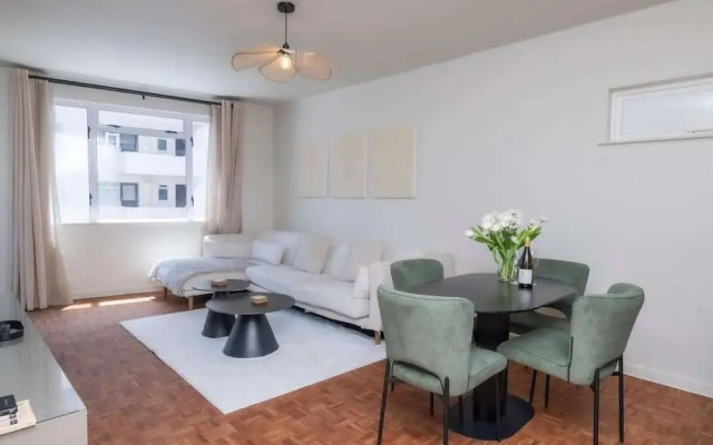 Modern 2 Bedroom Apartment Pleasant Ways Seapoint