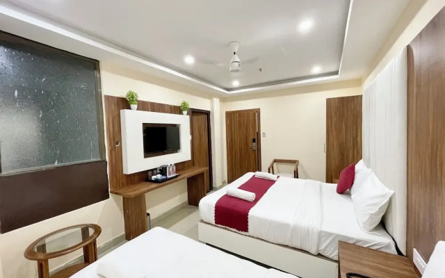 Hotel SRK - near Temple