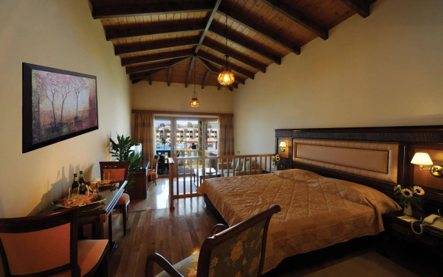 Seafos Luxury Resort & Spa