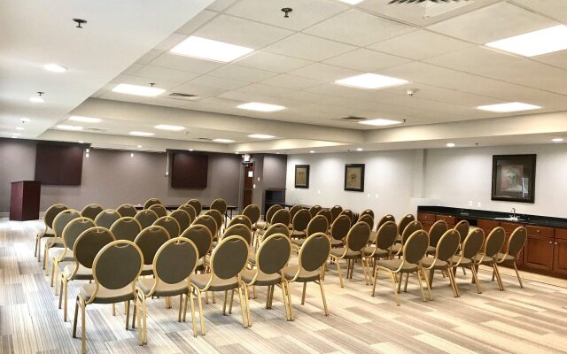 Holiday Inn Express & Suites Somerset Central by IHG