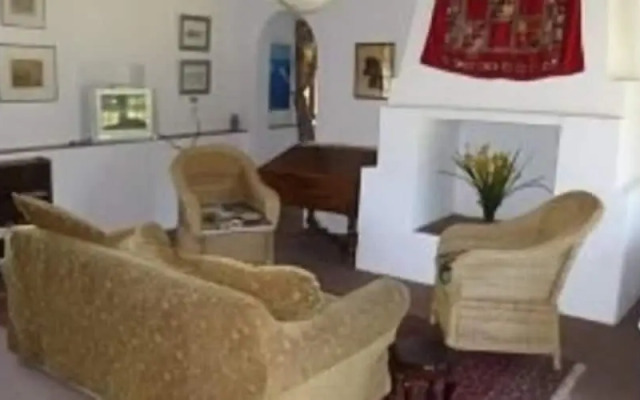 Lekkerwijn Historic Country Guest House
