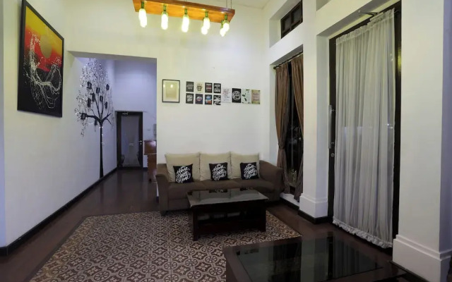 Jambuluwuk Residence Menteng