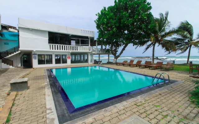 OYO 251 Milton Beach Resort