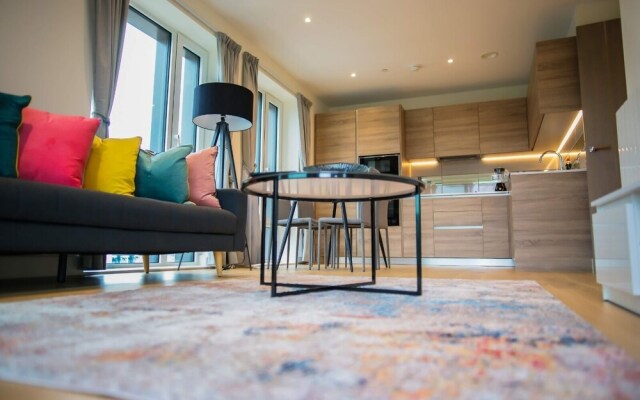 Immaculate 2-bed Apartment in London