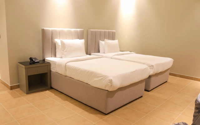 OYO 111 Infinity Suites