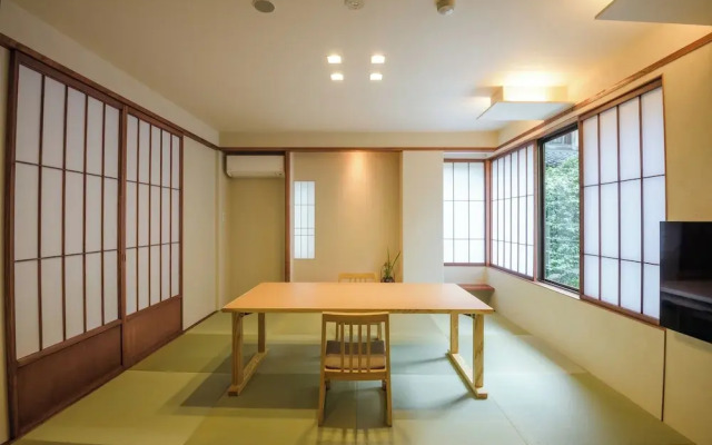 Miyakowasure no Yado Korogiro