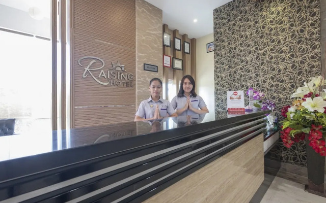 Capital O 454 Raising Hotel