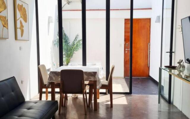 Design House Apartment Rent 12min from Miraflores