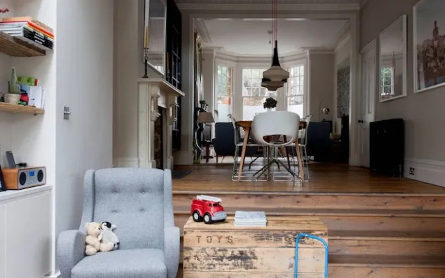 Ardilaun Road by Onefinestay