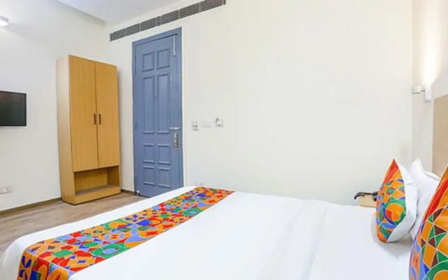 Fabhotel Sky Land