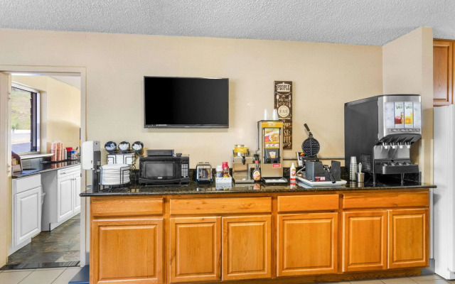 Econo Lodge Lynchburg South