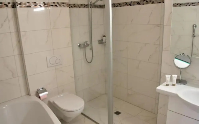 Modern Apartment With Sauna