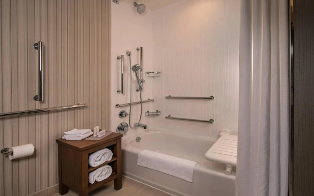 Courtyard by Marriott Hershey Chocolate Avenue