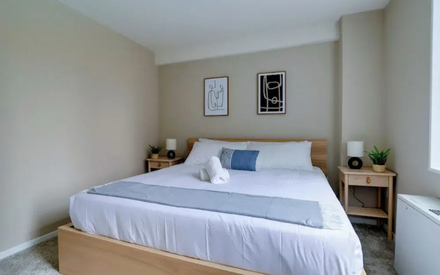 Modern Apartment with Top Amenities