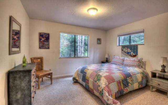 Glacier Forest Getaway HOA Access!