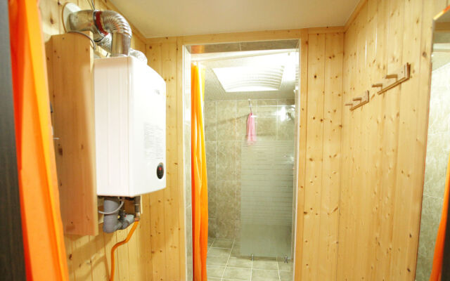 Hi Korea Guest House - Hostel, Caters to Women