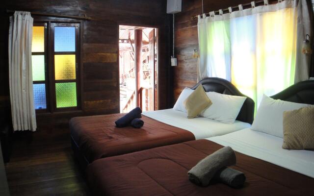 Sea Horse Bungalow 2 Koh Samet