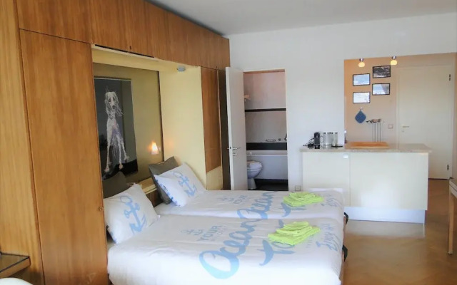 Breathtaking View for a Romantic Stay