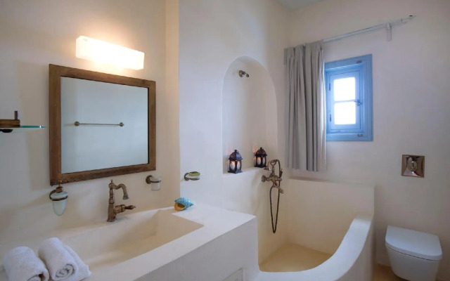 Apocosmo Resort