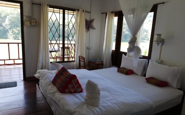 Nam Ou River Lodge