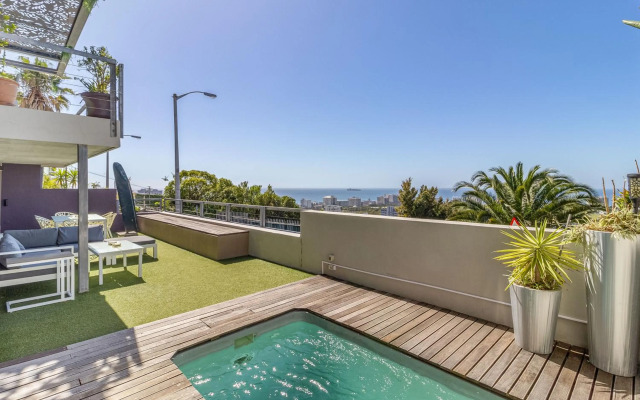 Cape Town Skyroof apartment LOADSHED PROOF Ocean Views