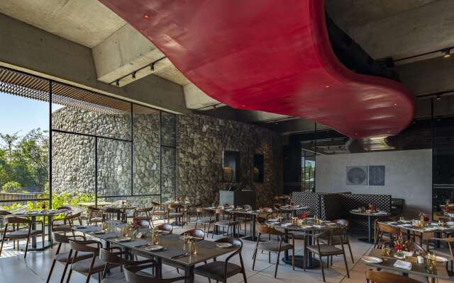 Radisson Resort and Spa Lonavala