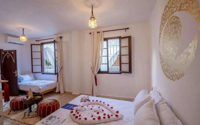 Zwen Zwen Boutique Hotel Rooftop & Spa