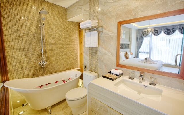 Alyssa Da Nang Hotel