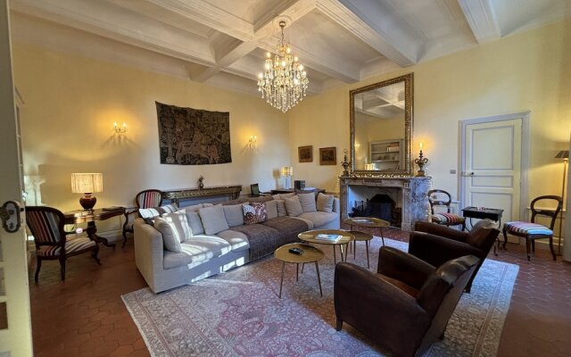 Chateau de Roquelune