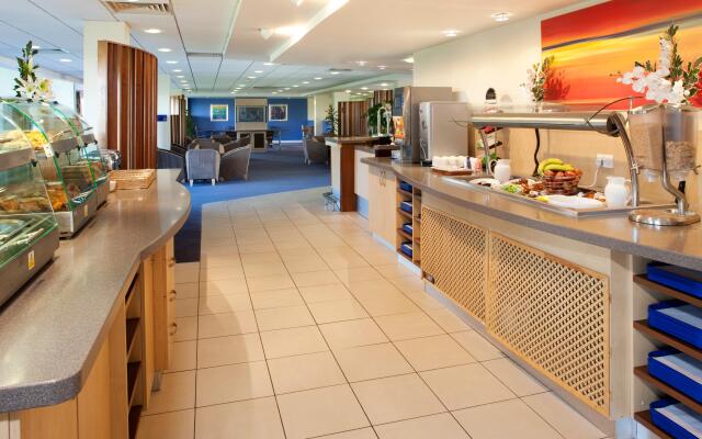 Holiday Inn Express Cardiff Airport, an IHG Hotel