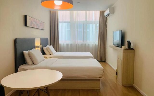 Hanting Hotel (Shanghai Baogang Yueluo Road)
