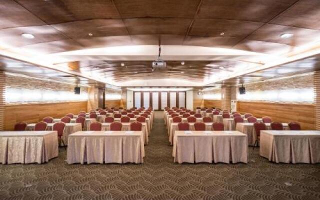 Nantou Crystal Resort