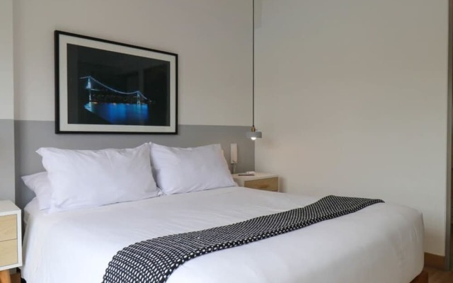 w Modern 2BR With Balcony in Barranco