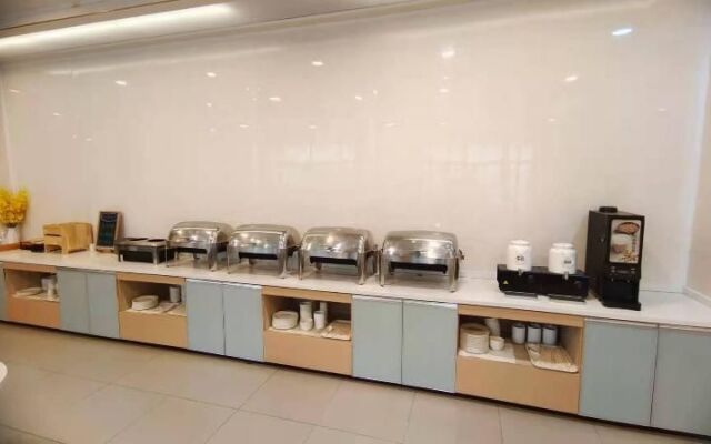 Hanting Hotel Shanghai Phoenix Town Changxing Island