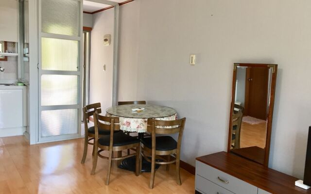 Jeju Red Roof Pension