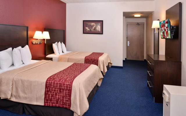Red Roof Inn Sandusky - Milan